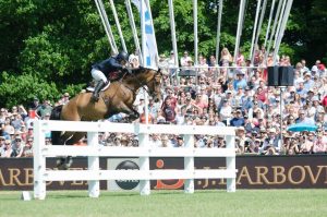 Sieg für Pato Muente und Zera 23 im 88. Deutschen Springderby (Foto:Hans-Joachim Reiner)