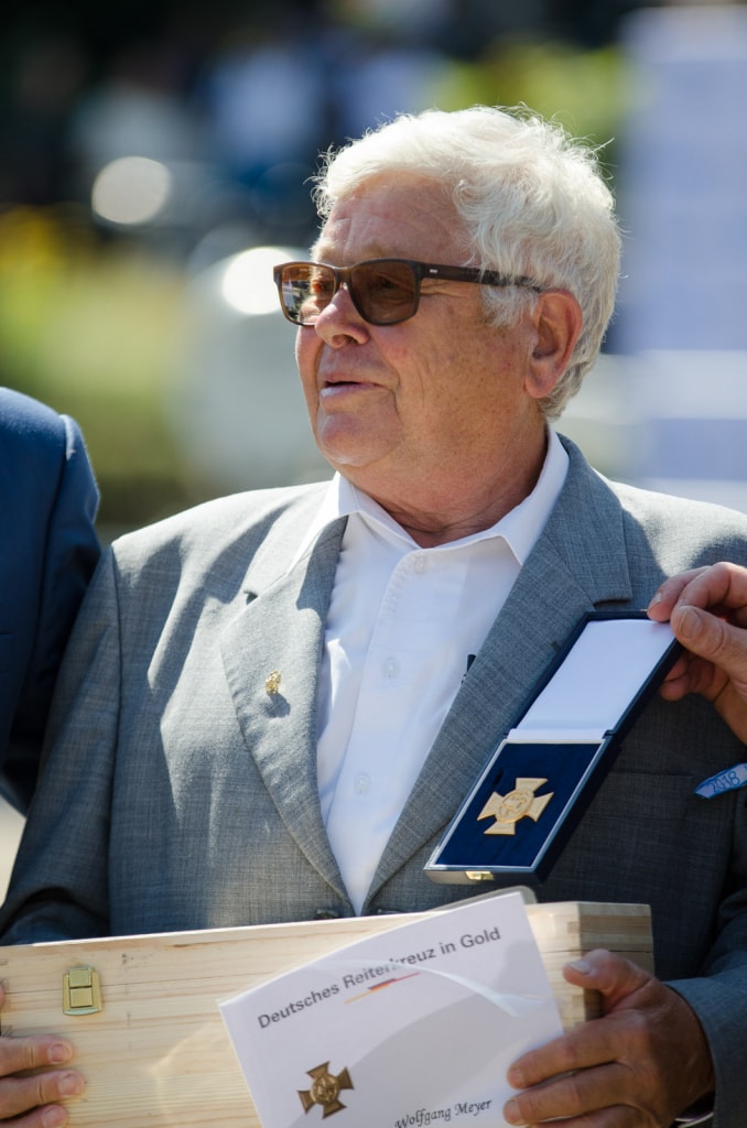 Wolfgang Meyer mit dem Goldenen Reiterkreuz