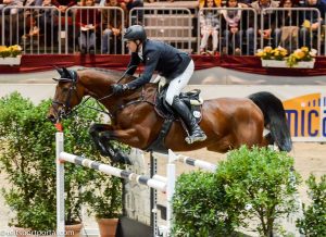 Andre' Thieme springt zum Sieg im Großen Preis von Sachsen 2018(Foto:Hans-