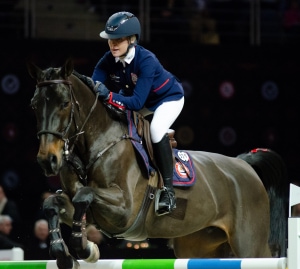 Evelina Tovek, Dalila De La Pomme