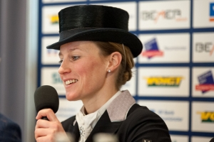 Helen Langehanenberg