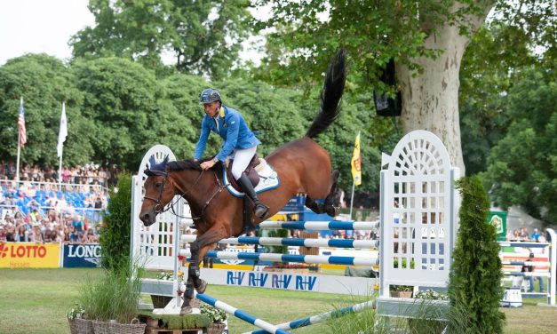 Preis der  R+V/VTV Versicherung – Christian Ahlmann siegt im Internationalen Six – Bars – Springen
