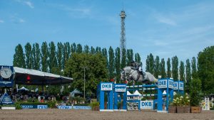 Christian Kukuk reitet Colestus beim DKB Championat in Berlin