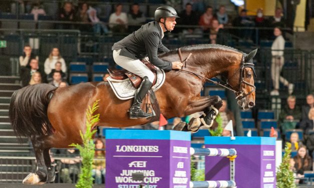 Willem Greve springt im Scandinavium von Göteborg zu seinem dritten Sieg im LONGINES FEI JUMPING World Cup™ 2025/2026