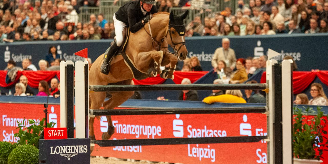 Partner Pferd 2024: Philipp Schulze Topphoff gewinnt mit Dakota de Semilly die 2. Qualification for 7year old horses