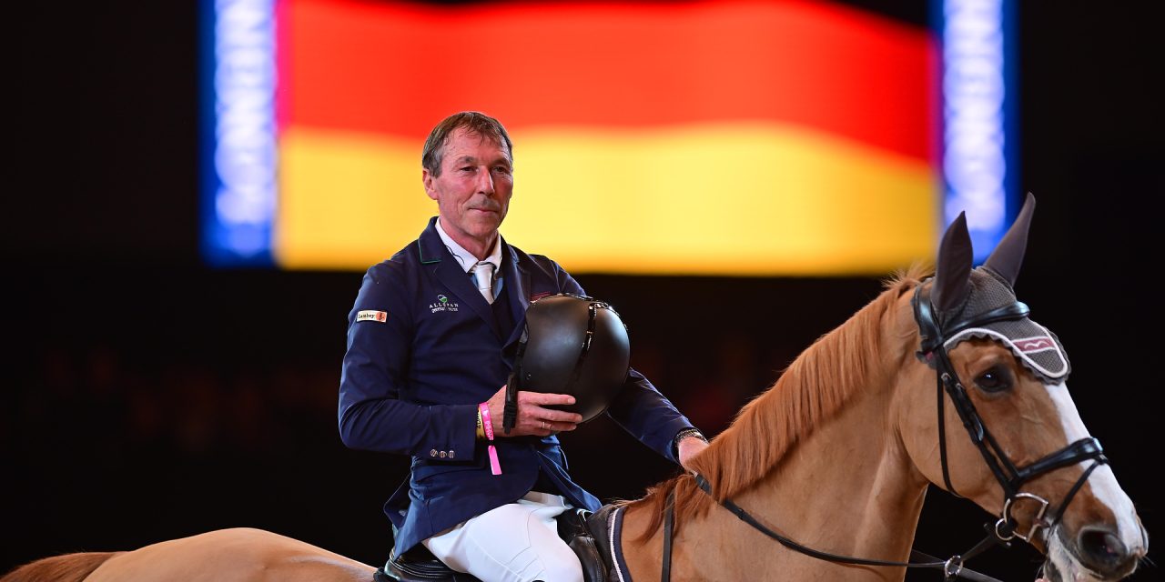 IFEMA Horse Week Madrid: Hans-Dieter Dreher reitet in der TROFEO ESTRELLA DAMM schnell wie der Wind zum Sieg