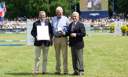 Dr. Michael Rüping wurde mit dem Goldenen Reiterkreuz geehrt