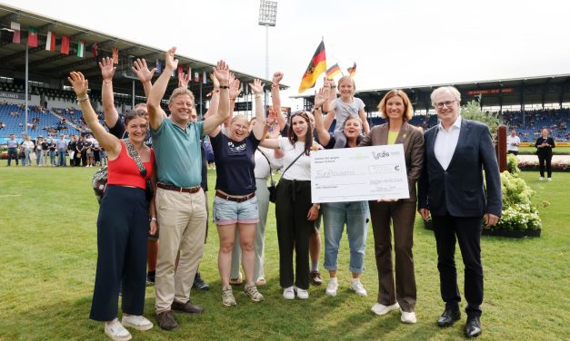 100 Schulpferde Plus : Reit und Fahrverein Lauterbach Stadt und Land e.V. gewinnt 5000 Euro bei der WM in Aachen